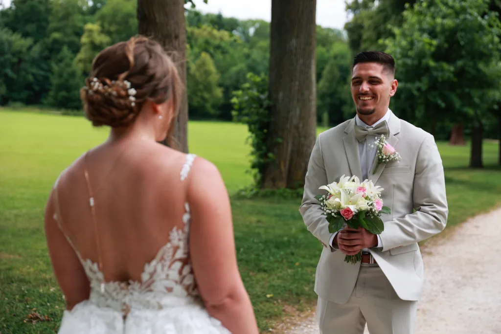 Séance de couple de Maurine et Steven au parc culturel de Rentilly, Bussy-Saint-Martin