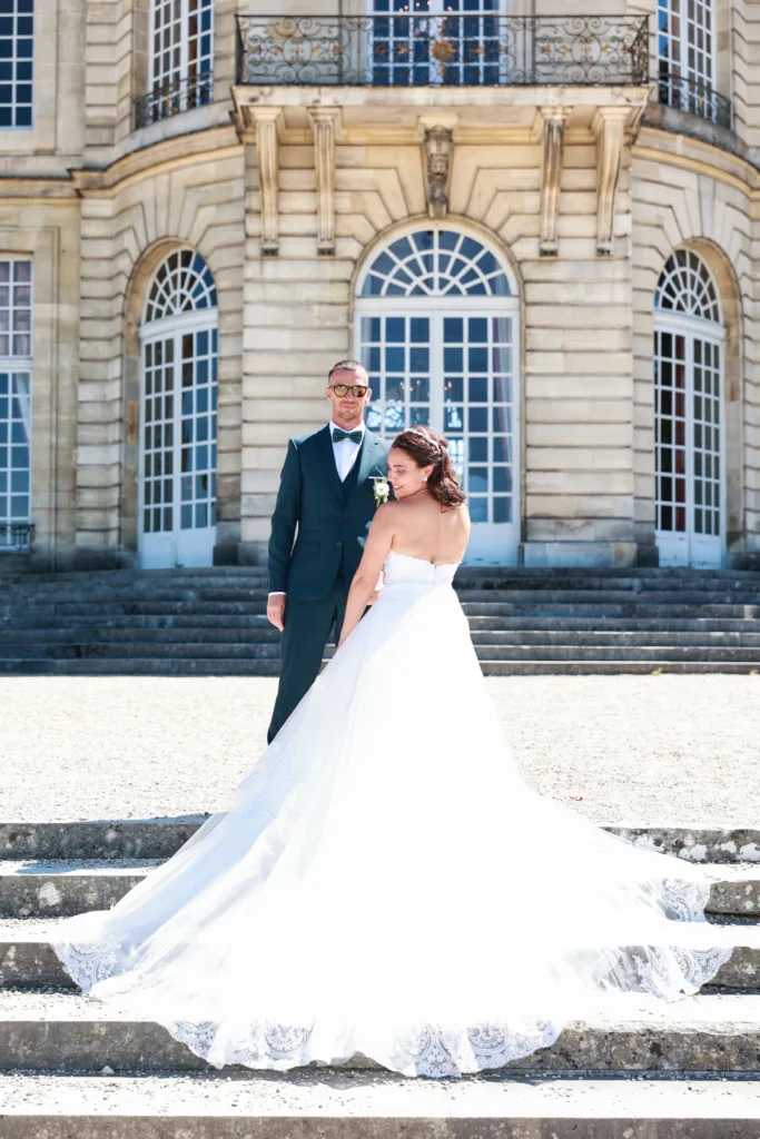 Séance de couple de Davina et Sam au château de Champs-sur-Marne