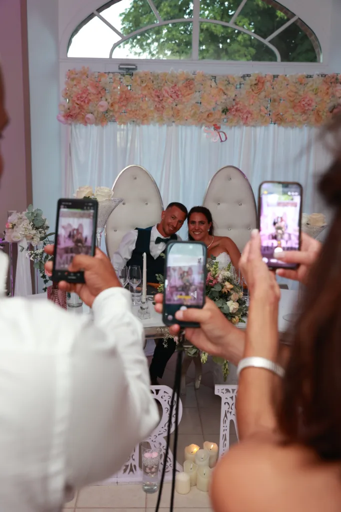 Soirée du mariage de Davina et Sam au Domaine du Parc de Pontcarré